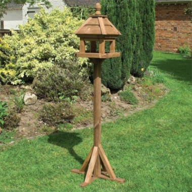 Hipped Roof Bird Table 746 - Table Top Pre-assembled, FSC® Certified Hipped Roof Bird Table 746 - Table Top Pre-assembled, FSC® Certified